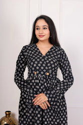 ELEGANT BLACK FLORAL MAXI DRESS