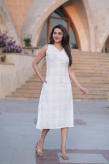 Elegant Off-White Sleeveless One-Piece for Women | Casual Summer Dress