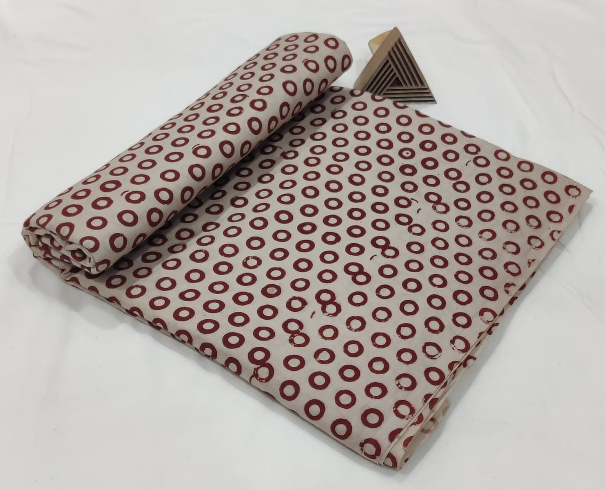 HAND BLOCK PRINTED COTTON FABRIC – TRADITIONAL RED GEOMETRIC LATTICE