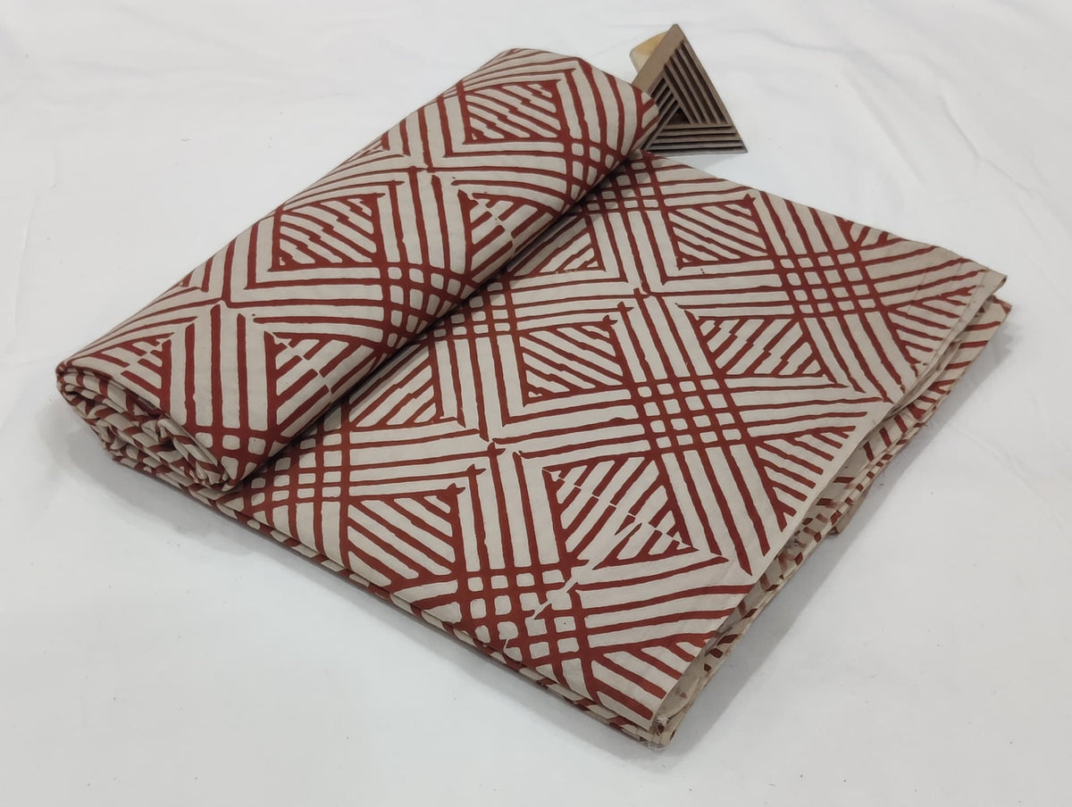 HAND BLOCK PRINTED COTTON FABRIC – TRADITIONAL RED GEOMETRIC LATTICE