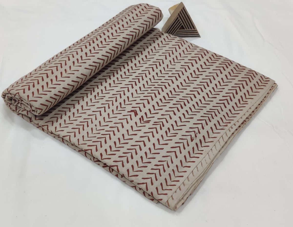 HAND BLOCK PRINTED COTTON FABRIC – TRADITIONAL RED GEOMETRIC LATTICE