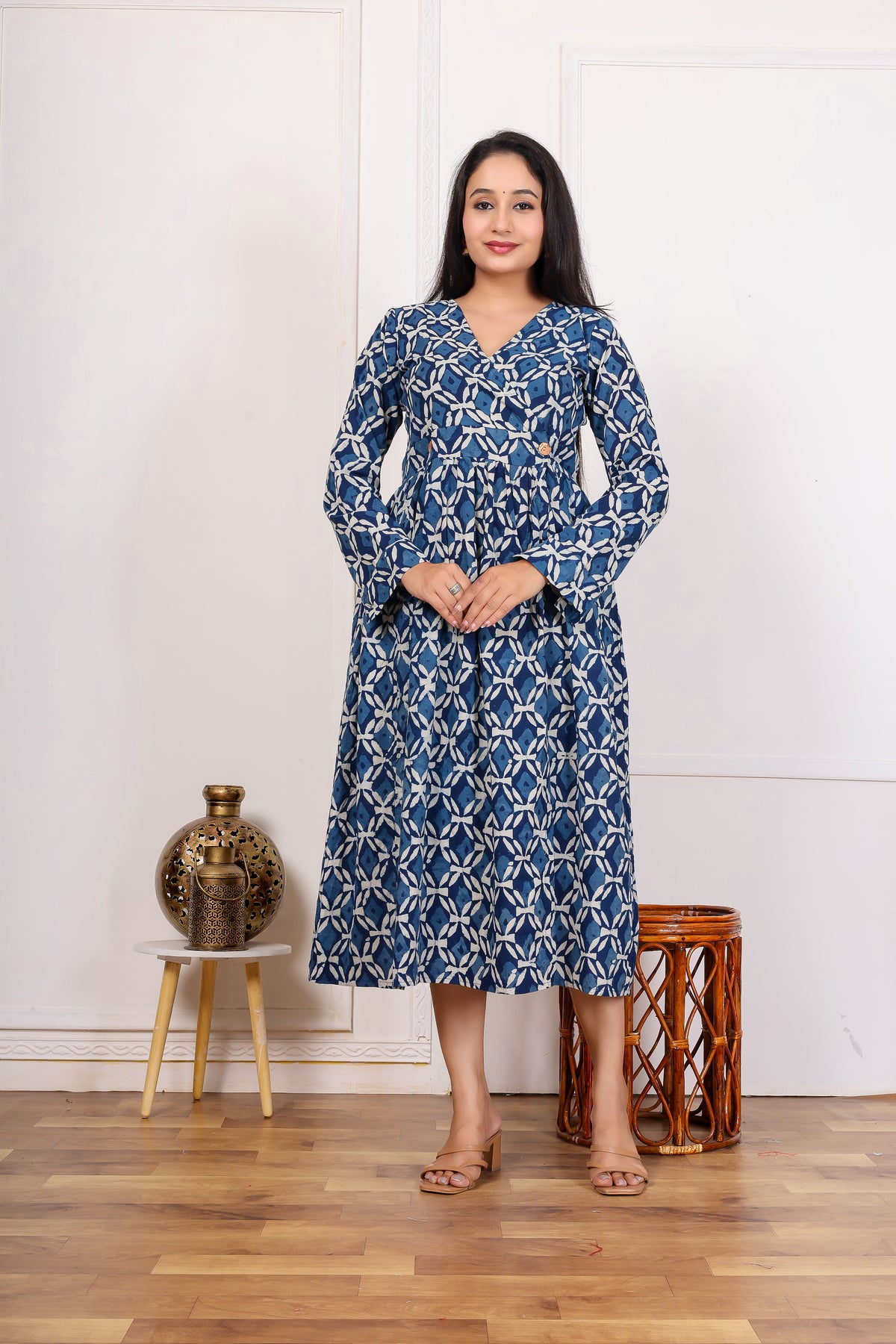 ELEGANT BLUE PRINTED LONG DRESS – A MUST-HAVE WARDROBE STAPLE