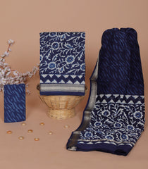 MAHESWARI SILK SUIT – INDIGO BLUE WITH FLORAL ELEGANCE