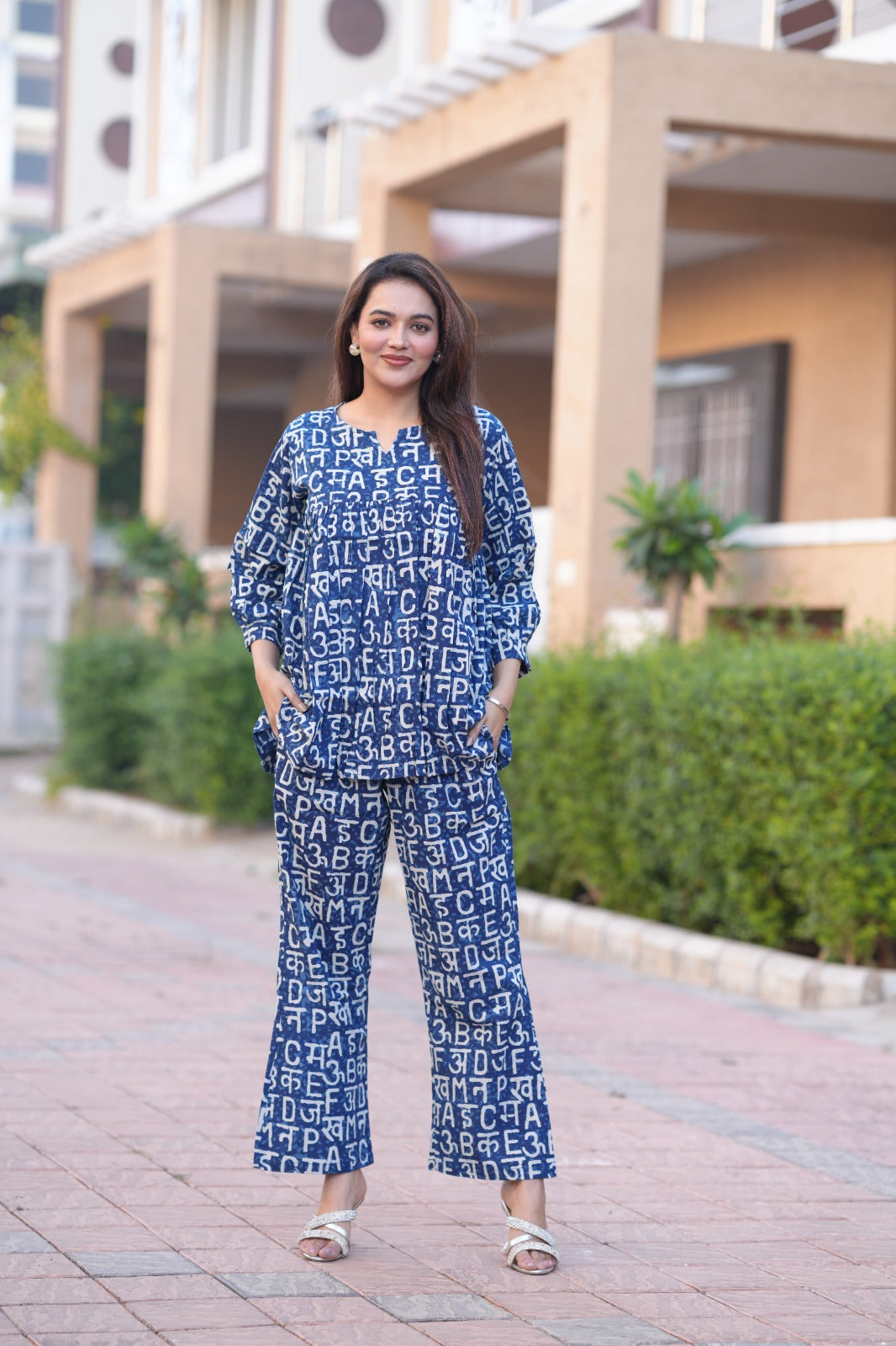 Navy Blue Printed 2-Piece Co-ord Set | Comfort-Fit V-Neck Top & Straight Pants