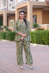Women's Ethnic Floral Print Co-ord Set - Short Kurti with Matching Trousers