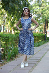 Elegant Blue Floral Print Dress – Comfortable and Stylish Casual Wear