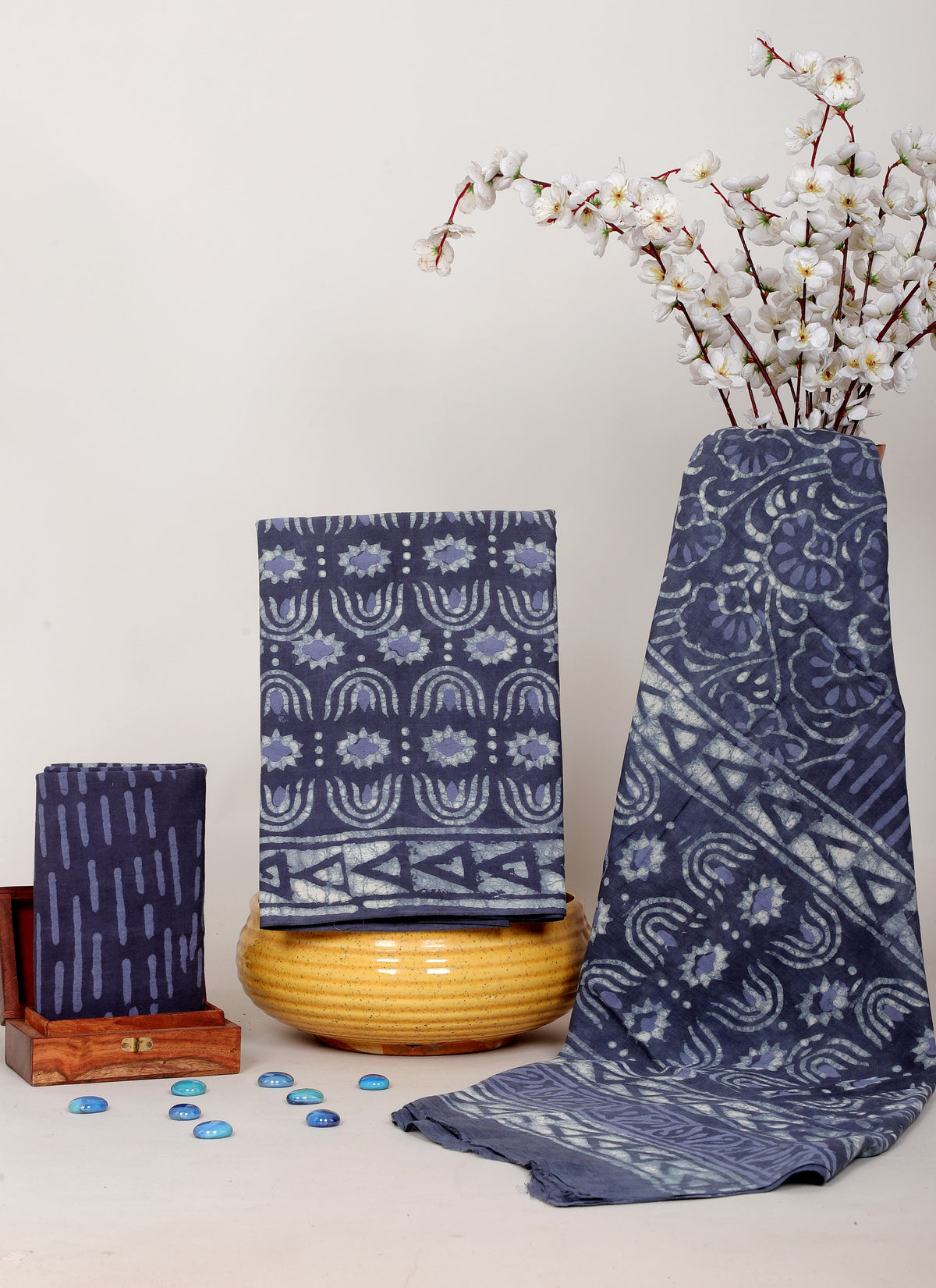 BLUE HANDCRAFTED COTTON MULMUL SUIT SET