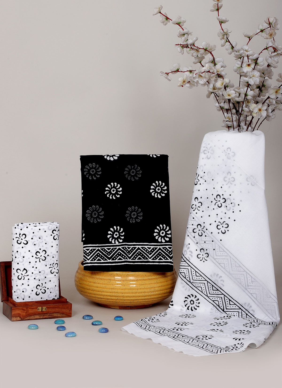 HANDCRAFTED BLACK & WHITE PRINT COTTON DRESS MATERIAL