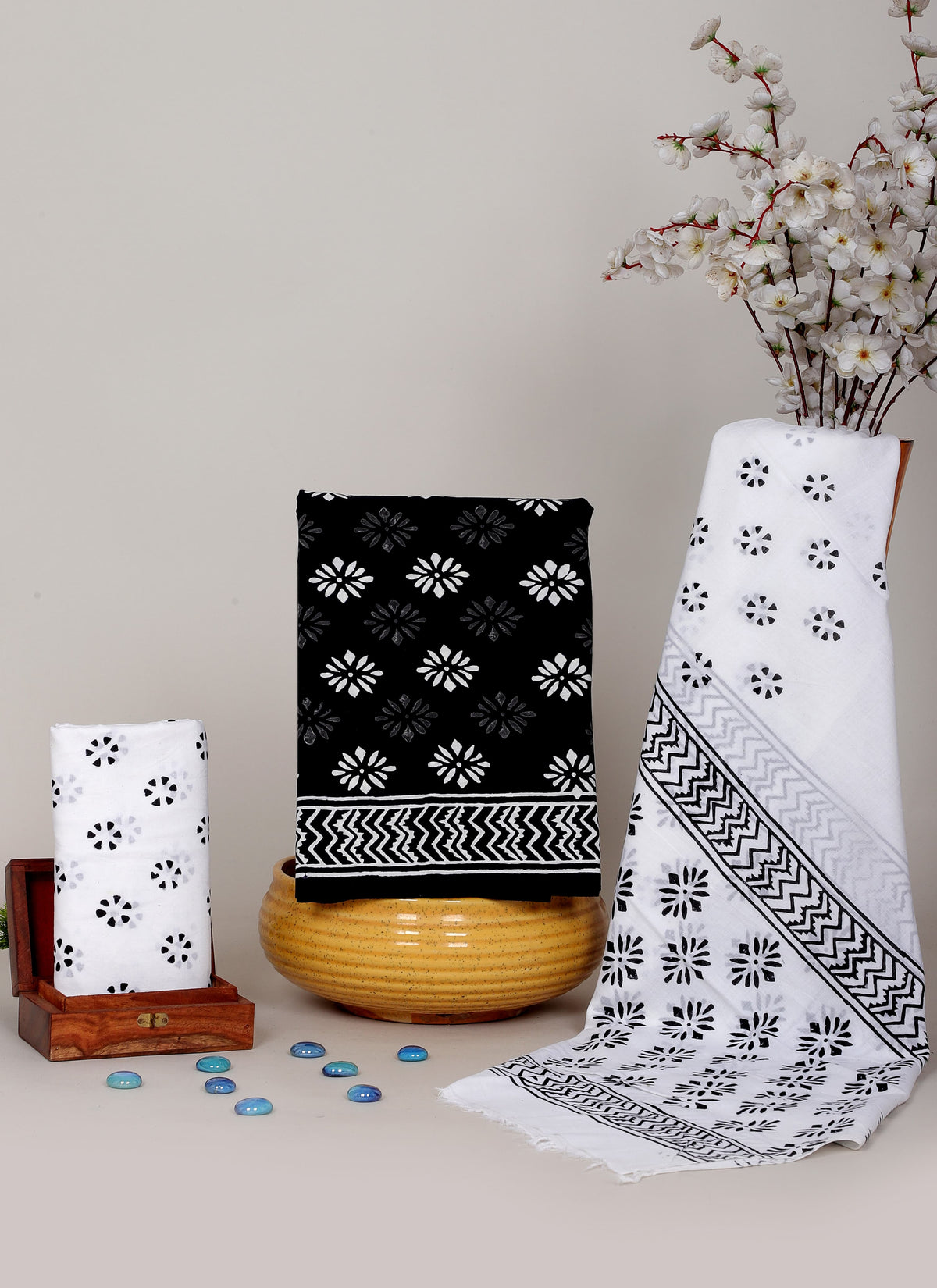 HANDCRAFTED BLACK & WHITE PRINT COTTON DRESS MATERIAL