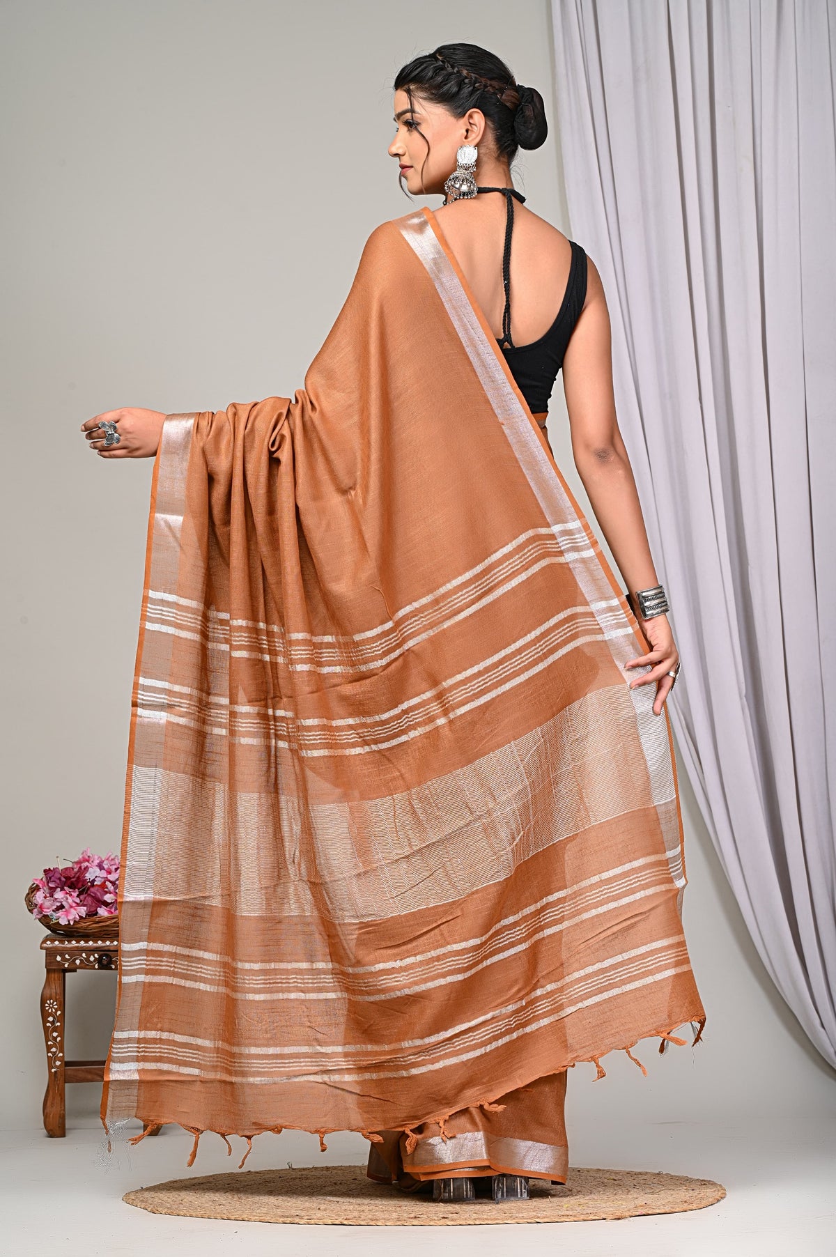 CLASSIC COFFEE BROWNPLAIN LINEN  SAREE WITH SILVER ZARI BORDER