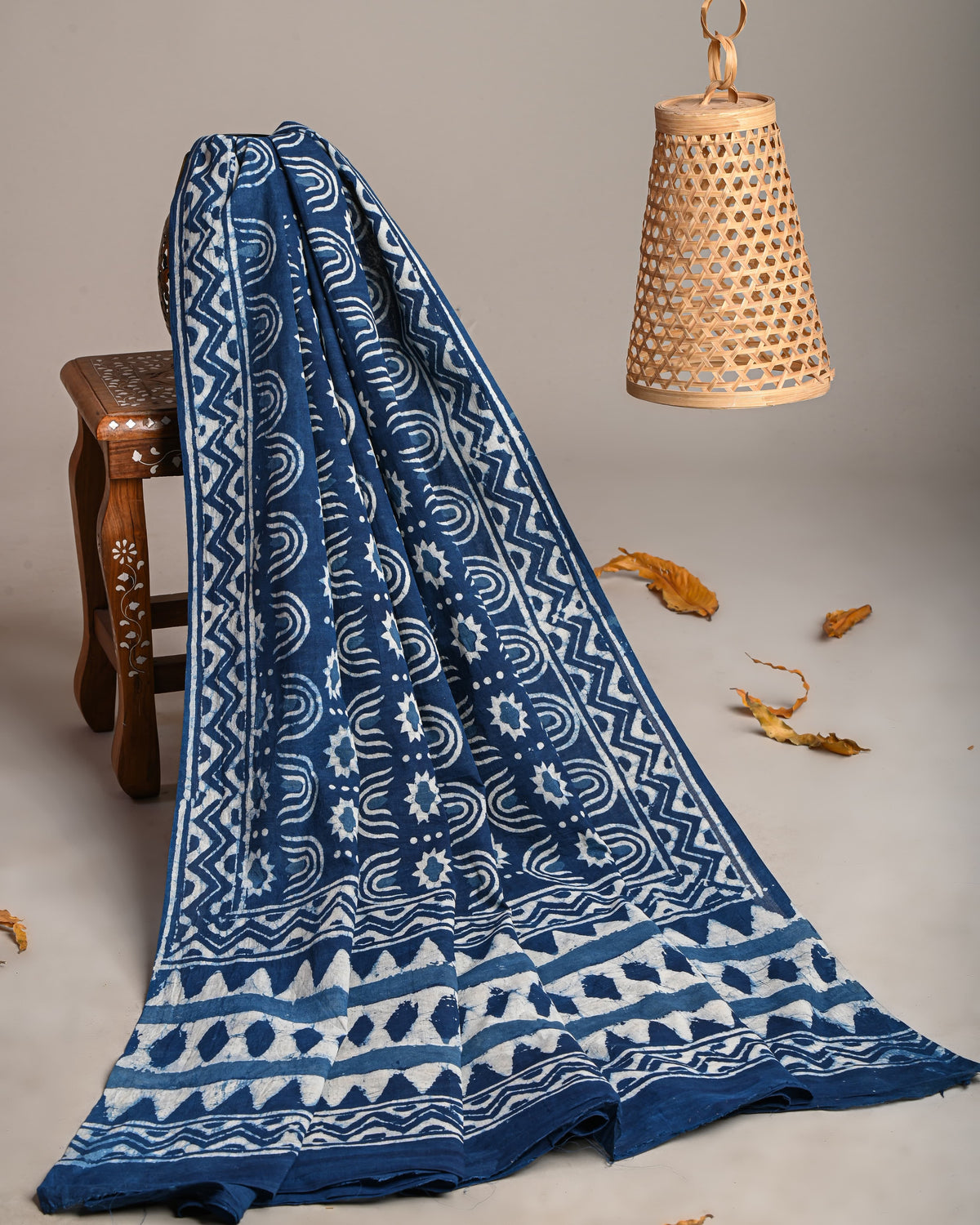 INDIGO DABU HANDBLOCK PRINTED MULMUL DUPATTA