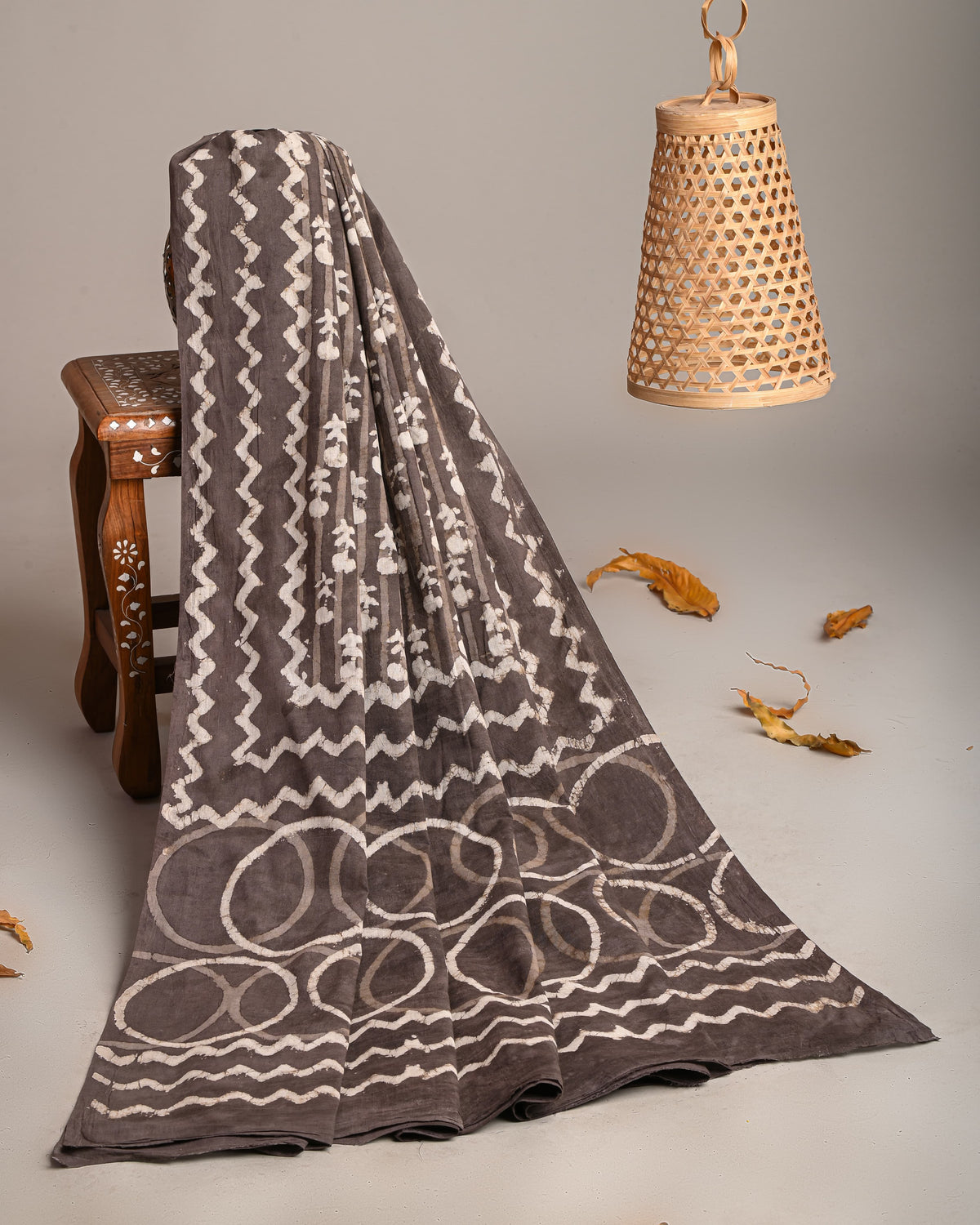 EARTHY BROWNDABU HANDBLOCK PRINTED MULMUL DUPATTA